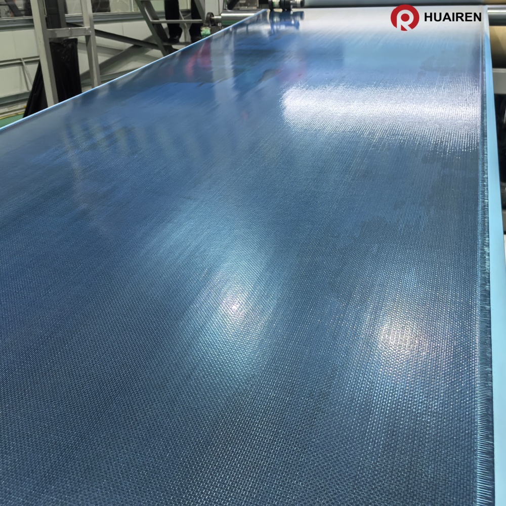 200gsm Cubic Plain Carbon Fiber Fabric Prepreg