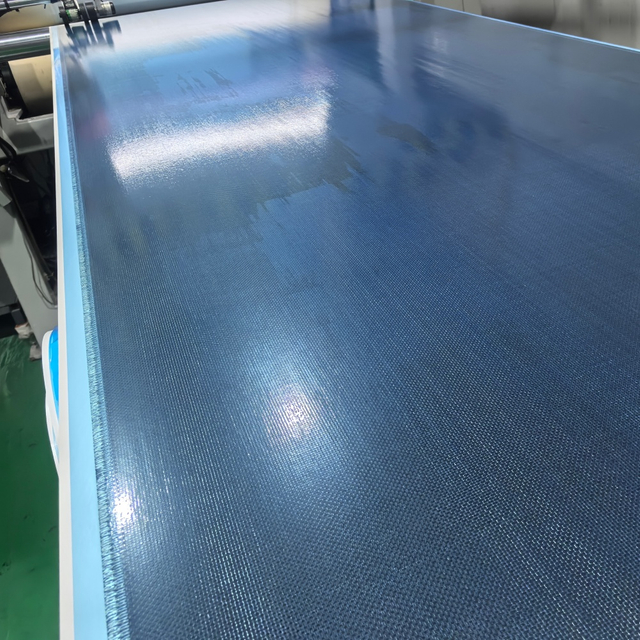 200gsm Cubic Plain Carbon Fiber Fabric Prepreg